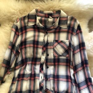 Long sleeve designer flannel!